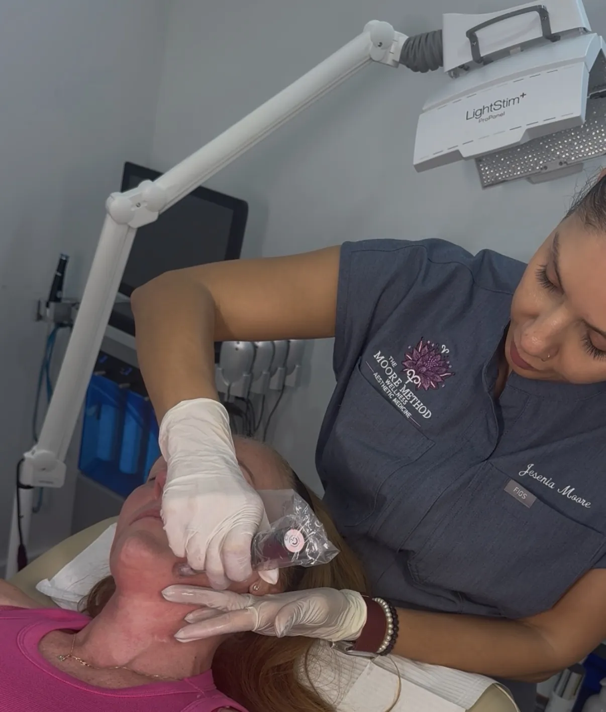 Microneedling NYC | The Moore Method